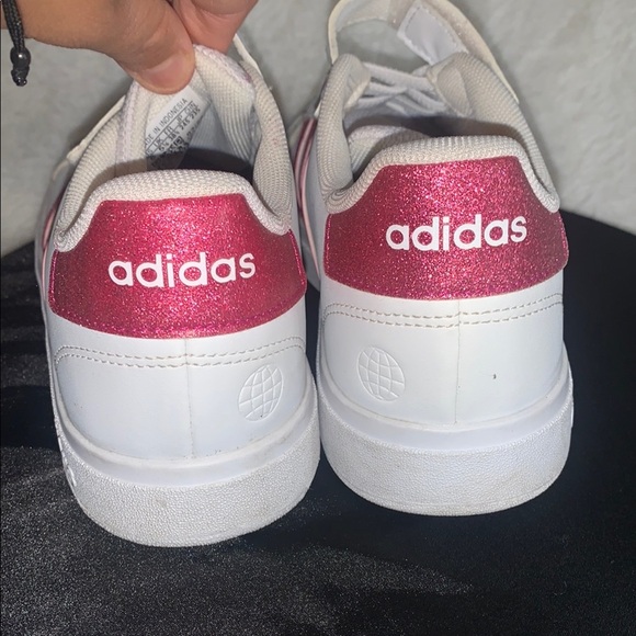 Adidas women White and Pink Sneakers - Picture 4 of 8